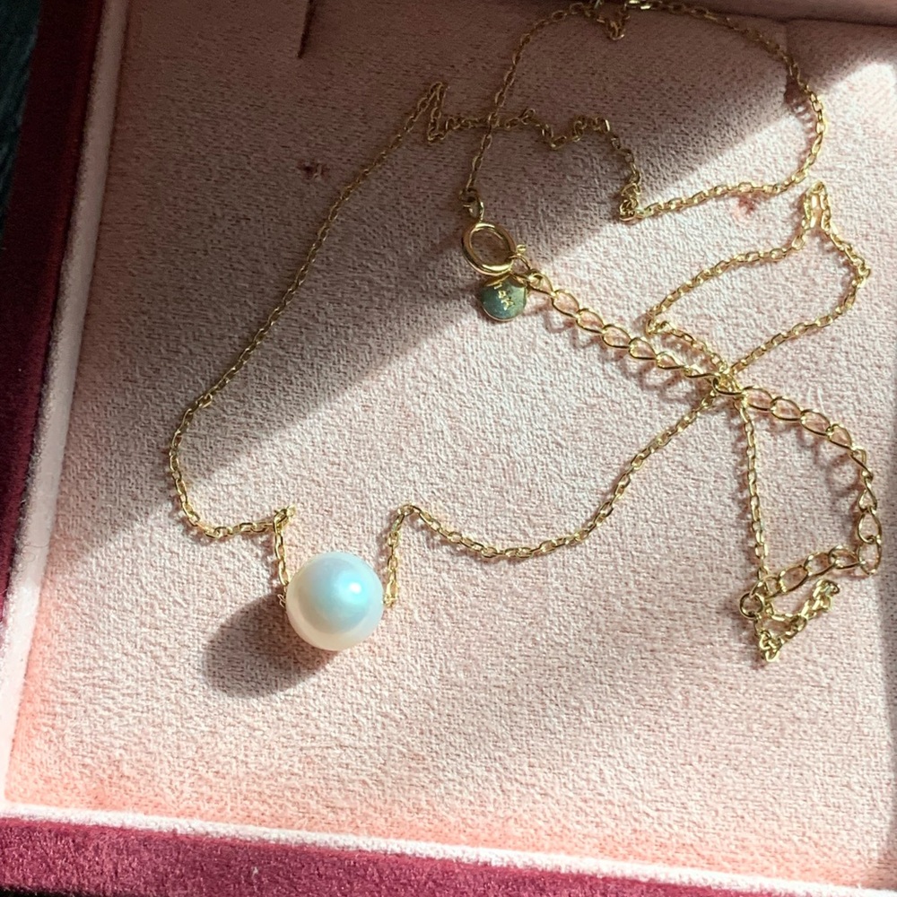 Gold Chain Necklace with White Pearl Pendant